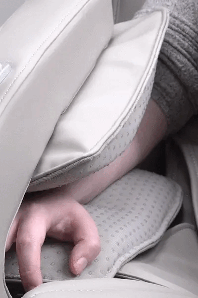 3. JP650-Gif-10-ezgif.com-webp-to-gif-converter